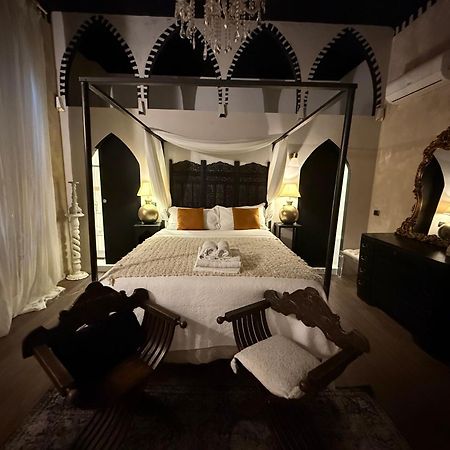 Les Chambres De Amelie B&B Bolonia Zewnętrze zdjęcie