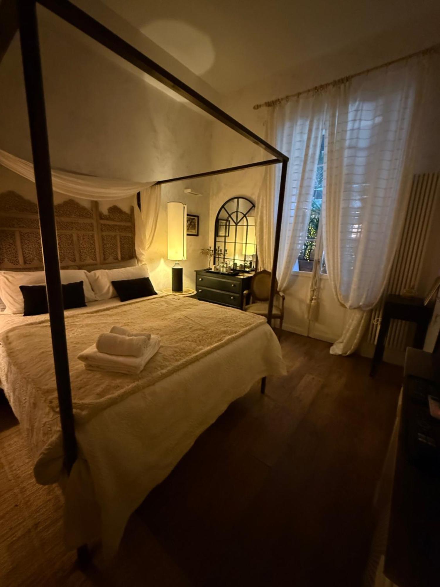 Les Chambres De Amelie B&B Bolonia Zewnętrze zdjęcie